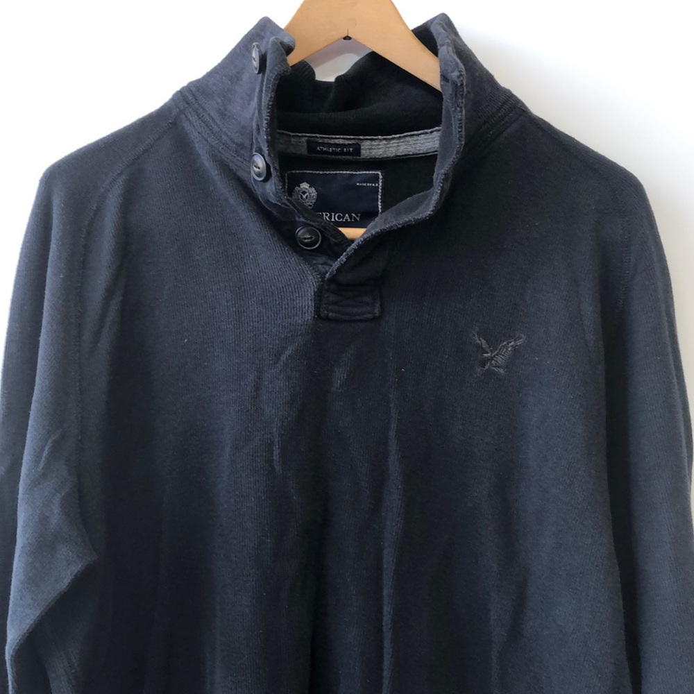 American Eagle Black Knit Sweater - Large